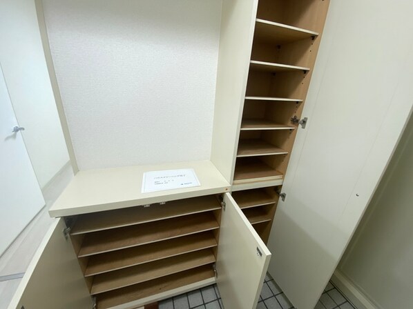 日商岩井夙川マンション(407)の物件内観写真